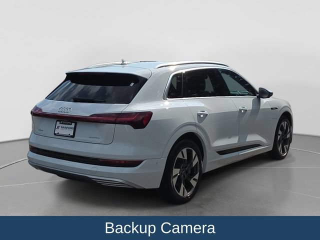 Used 2023 Audi e-tron Premium Plus w/ Premium Plus Package AWD/4WD image 4
