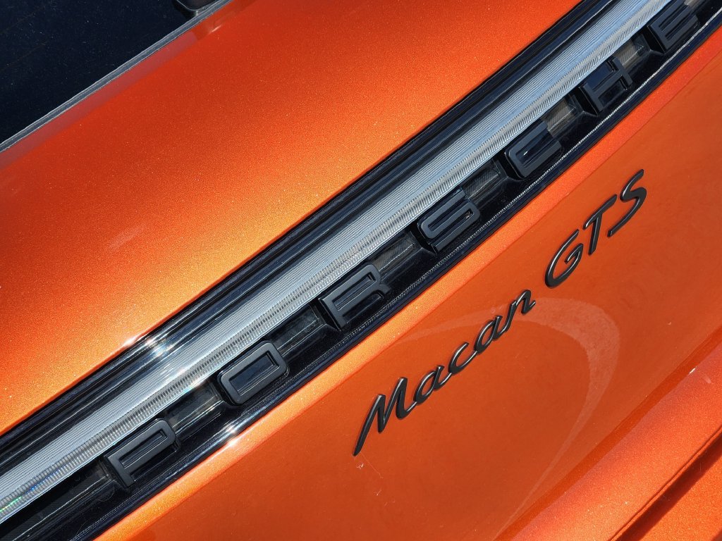 Used 2022 Porsche Macan GTS AWD/4WD image 11