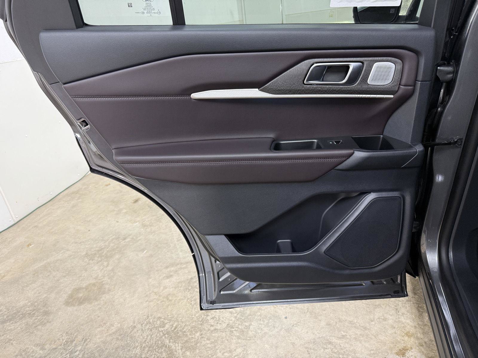 New 2026 Ford Explorer Platinum AWD/4WD image 22