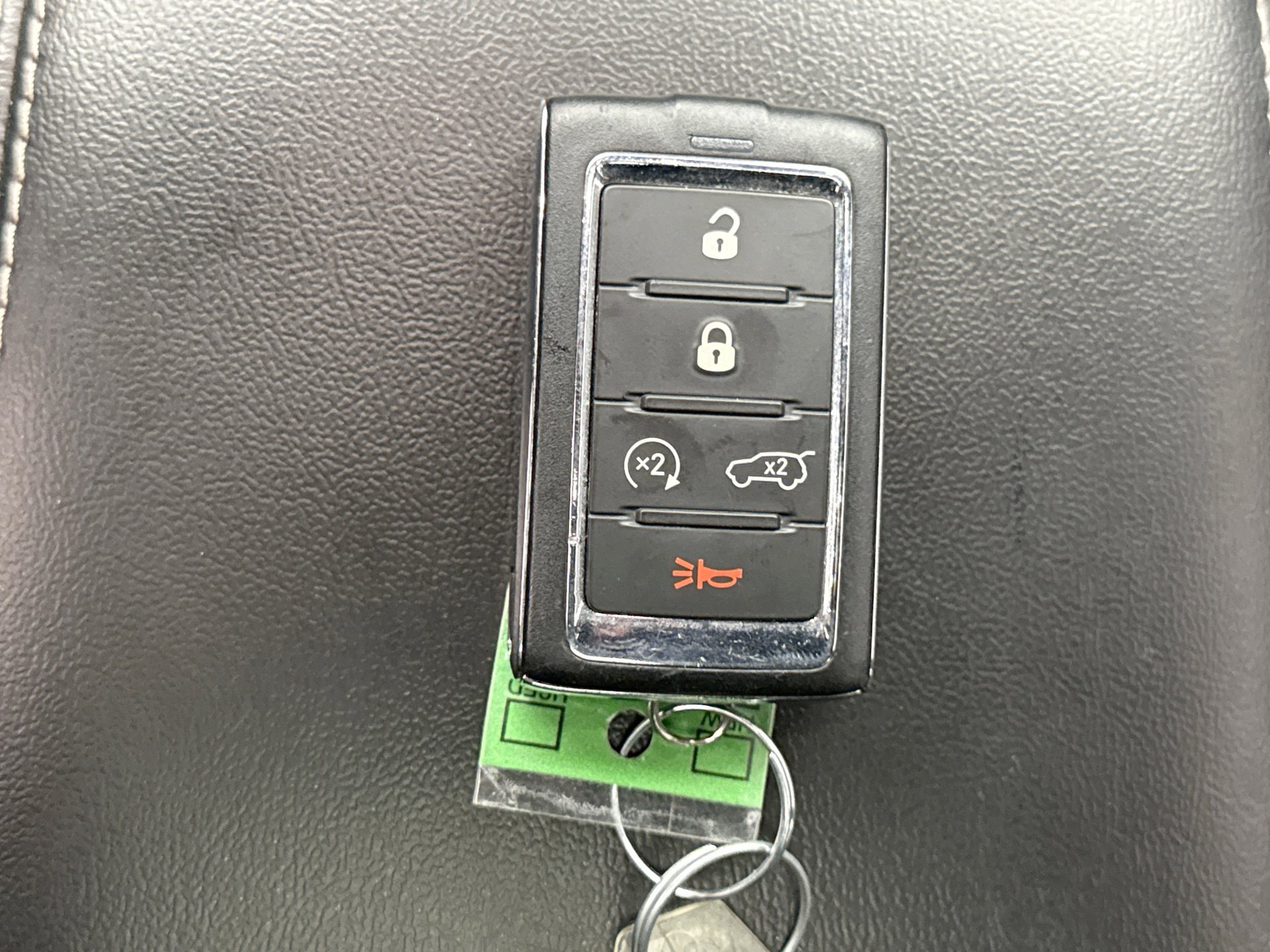 Used 2022 Jeep Grand Cherokee L Laredo image 25