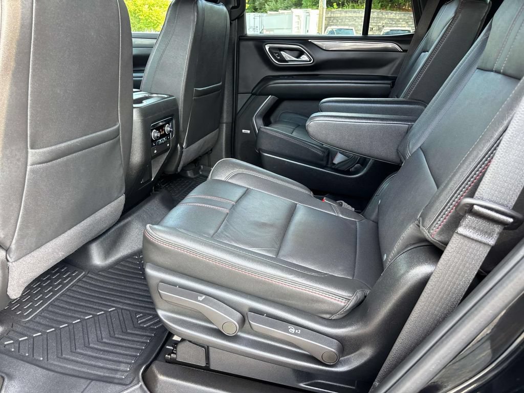 Used 2024 Chevrolet Tahoe RST w/ Luxury Package AWD/4WD image 13