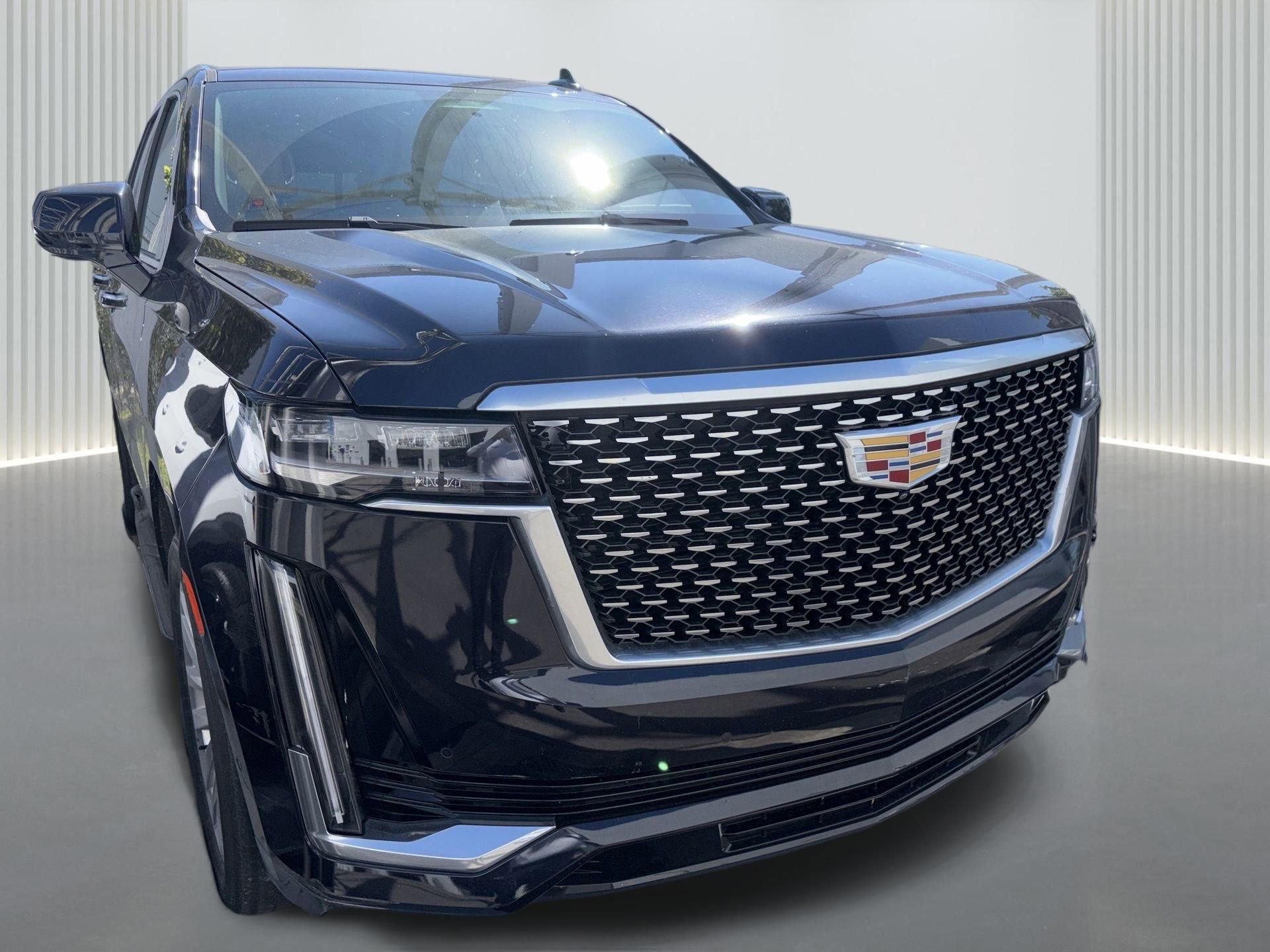 Used 2022 Cadillac Escalade Premium Luxury image 3