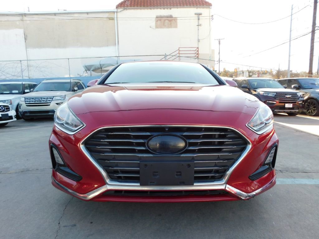 Used 2018 Hyundai Sonata SE FWD image 2