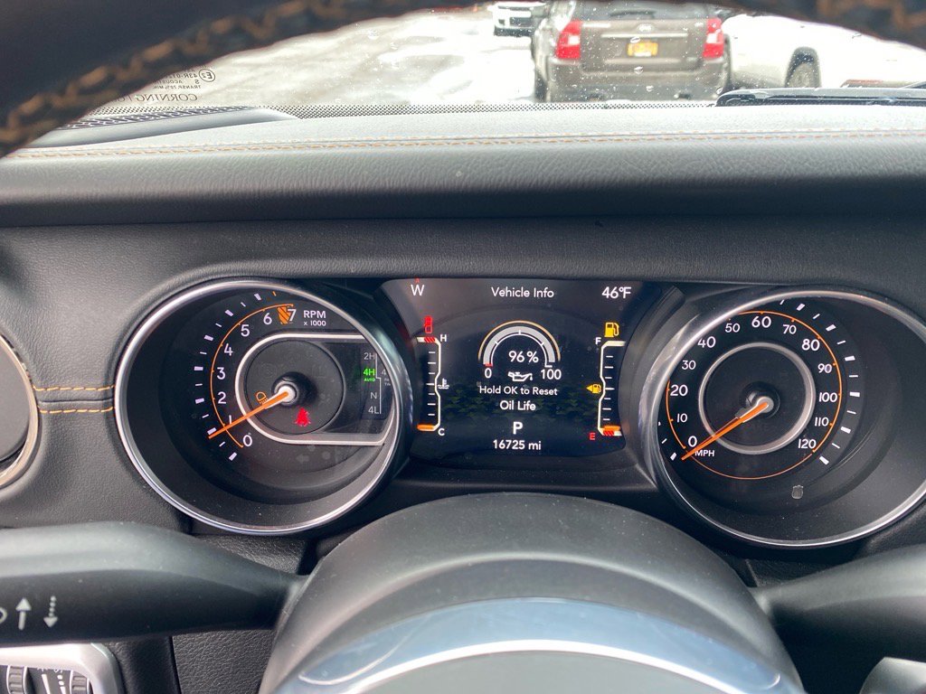 Used 2022 Jeep Gladiator Overland image 22