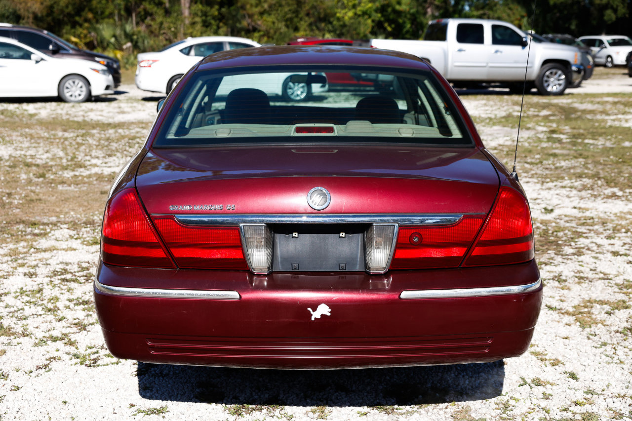 Used 2005 Mercury Grand Marquis GS image 9