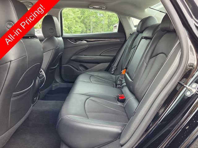 Used 2017 Buick LaCrosse Essence FWD image 10