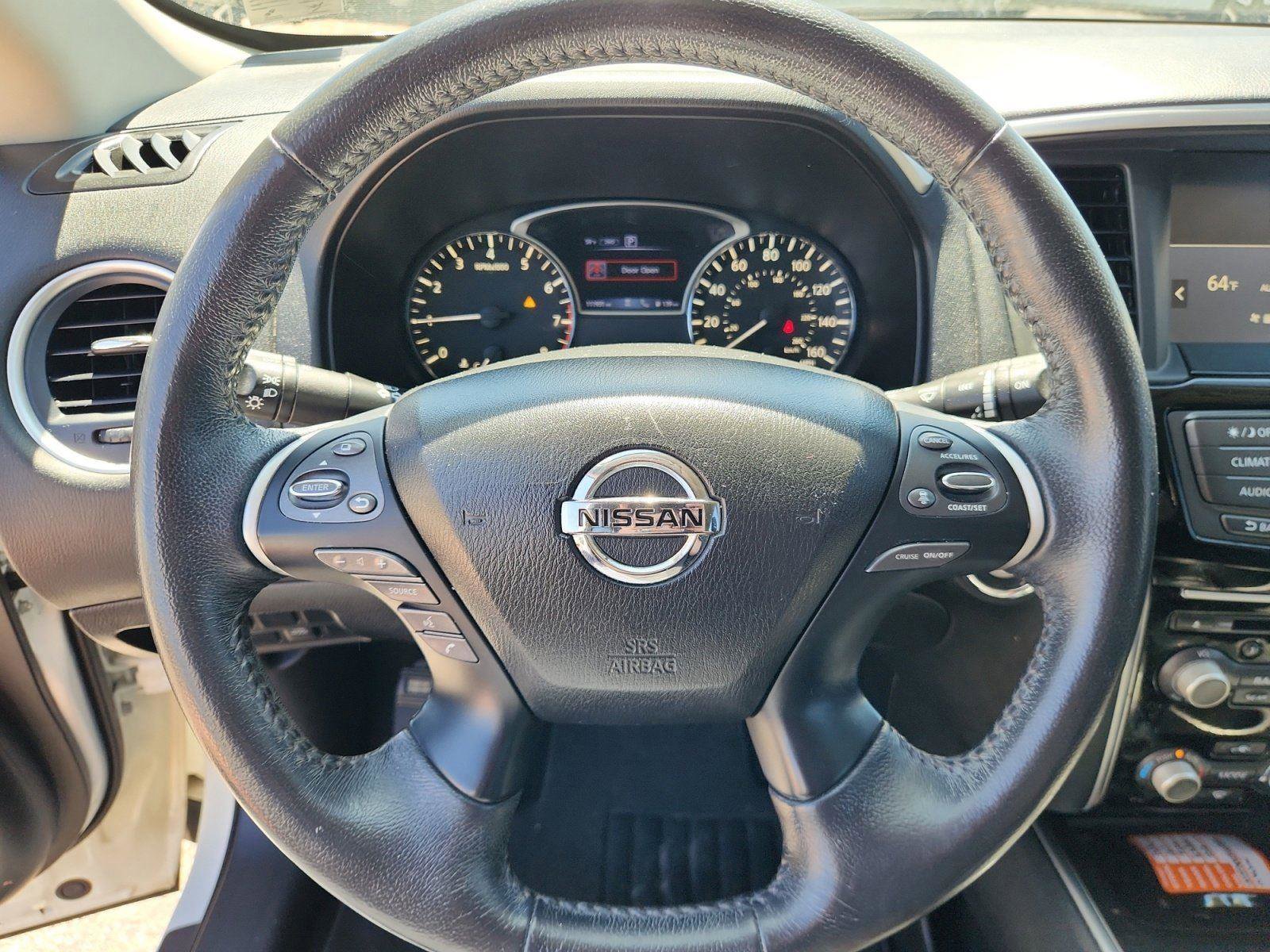 Used 2019 Nissan Pathfinder SV AWD/4WD image 19