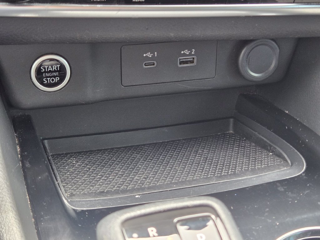 Used 2021 Nissan Rogue SV FWD image 26