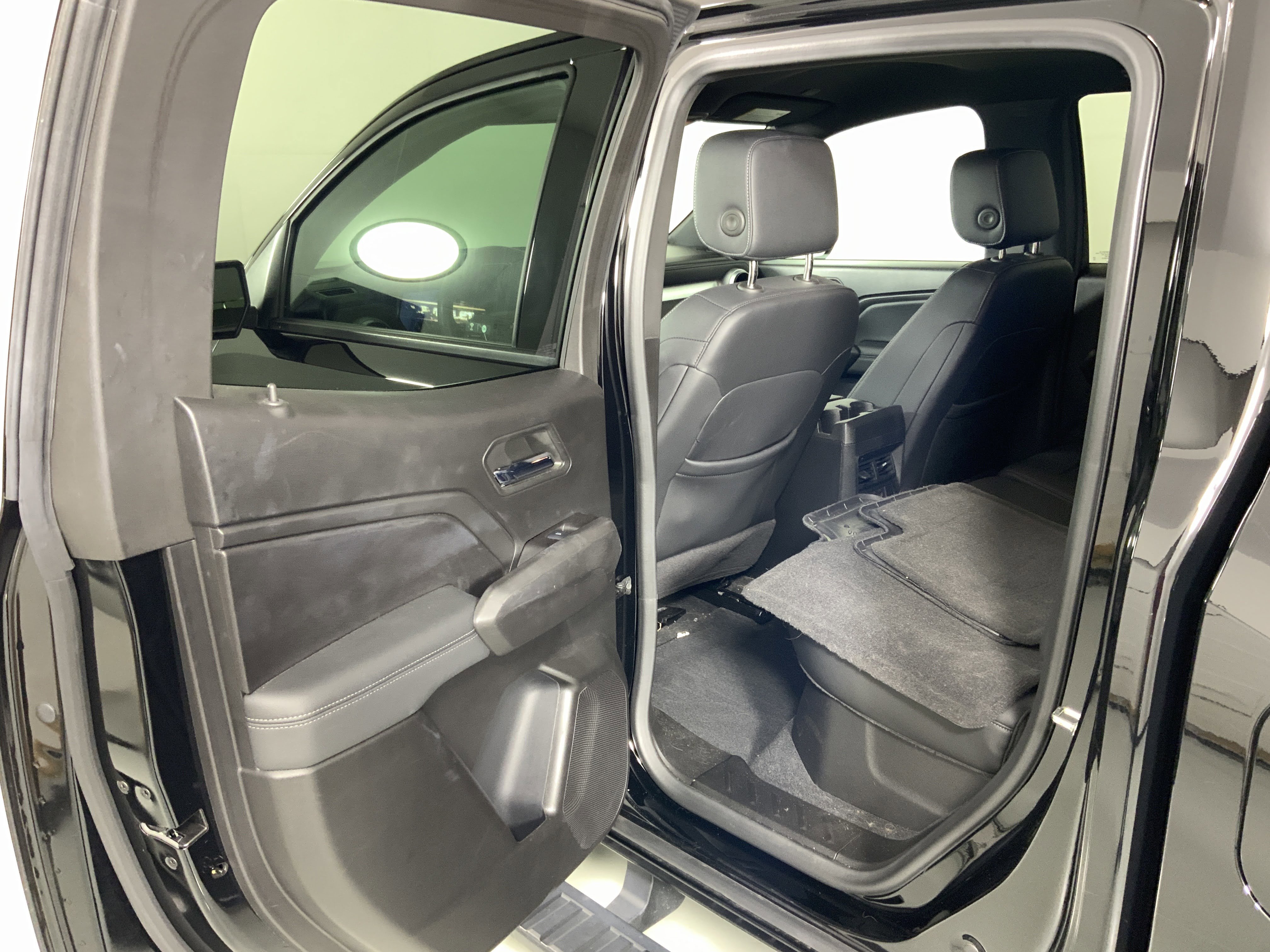 Used 2024 Chevrolet Colorado LT w/ LT Convenience Package III image 15