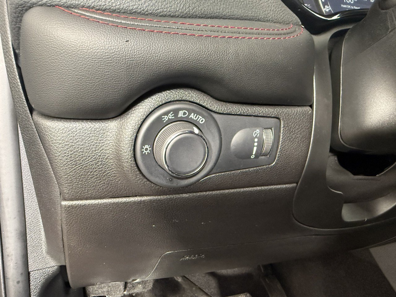 Used 2025 Dodge Durango R/T AWD/4WD image 25