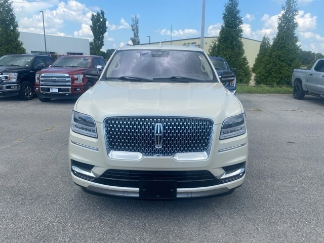 Used 2018 Lincoln Navigator Select w/ Technology Package image 9