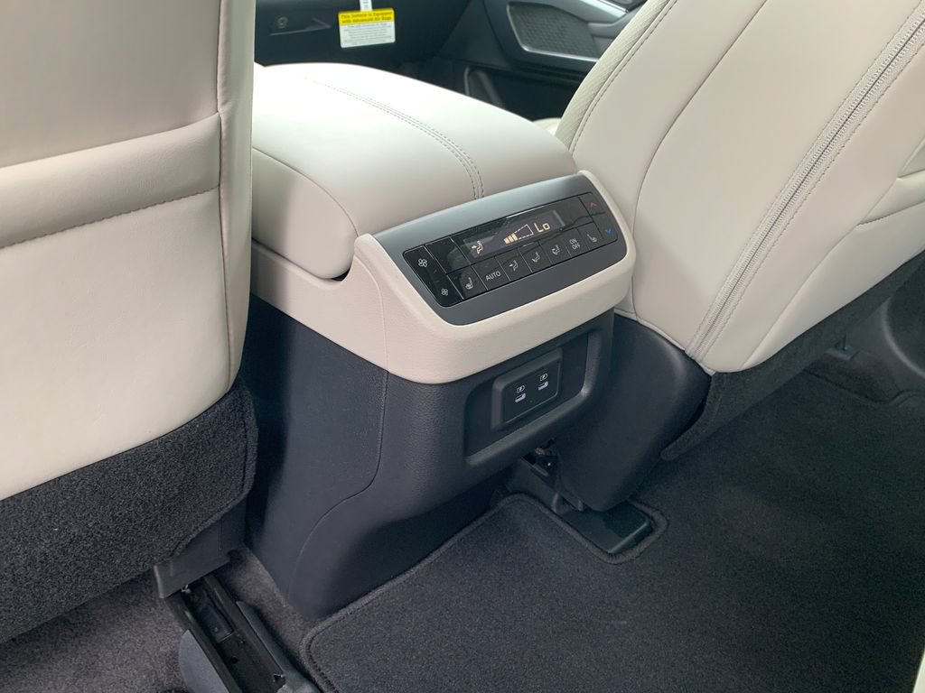 New 2026 Nissan Pathfinder SL w/ SL Premium Package FWD image 26