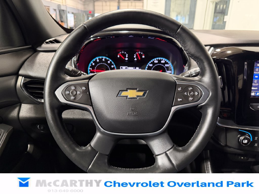 Used 2023 Chevrolet Traverse LT w/ LPO, Cargo Package FWD image 12