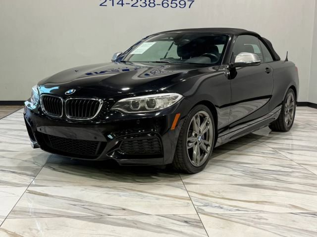 Used 2015 BMW M235i Convertible image 2