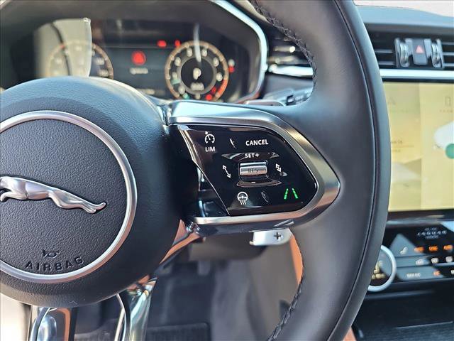 New 2026 Jaguar F-PACE R-Dynamic S image 16