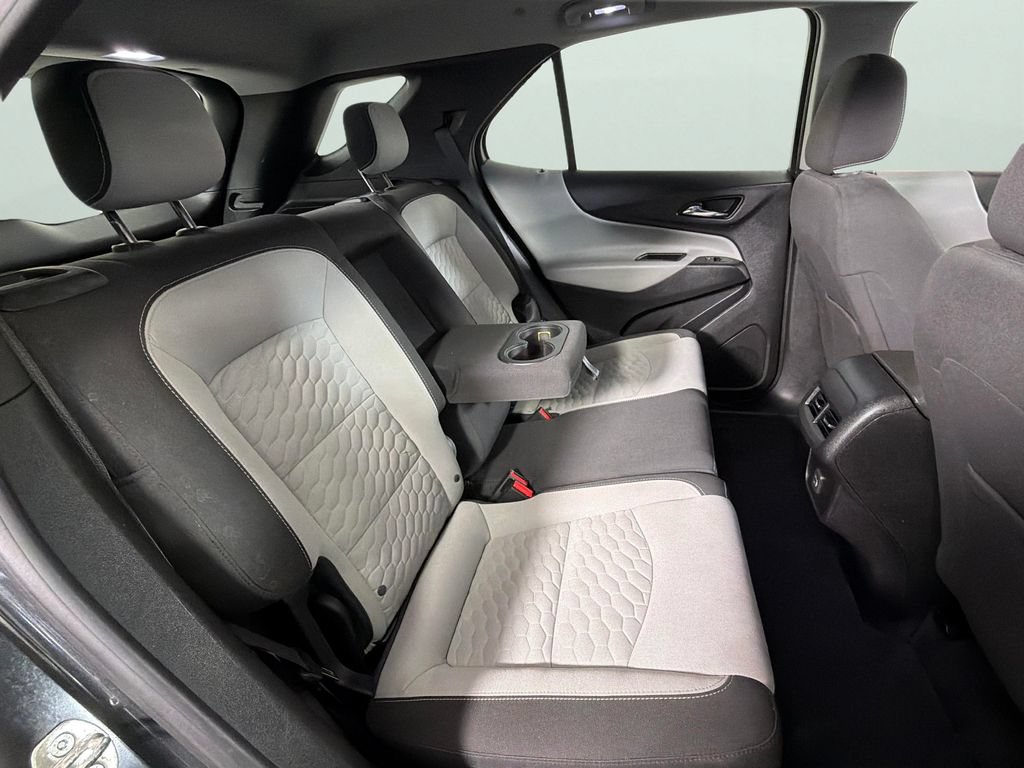 Used 2019 Chevrolet Equinox LS FWD image 28
