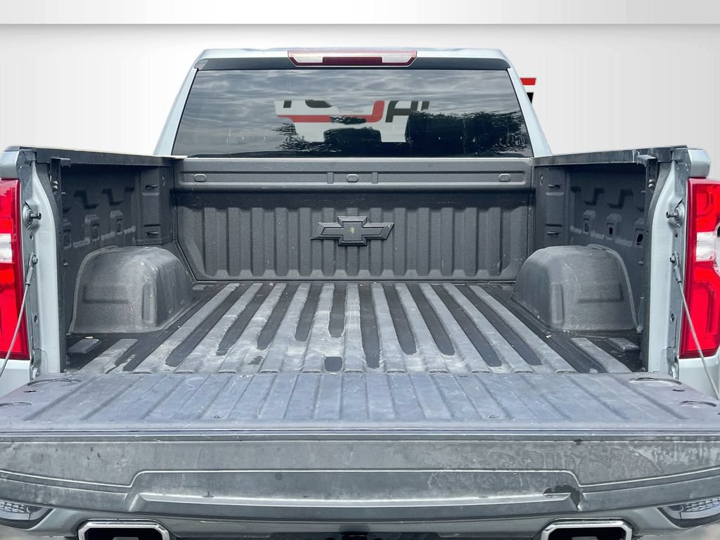 Used 2023 Chevrolet Silverado 1500 RST AWD/4WD image 25