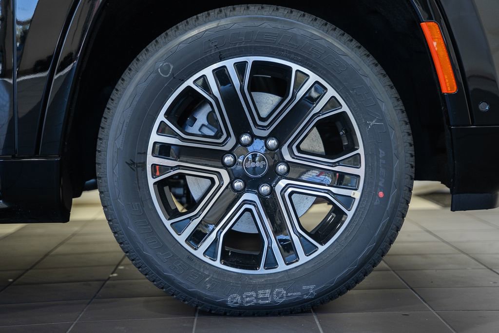 New 2026 Jeep Grand Wagoneer L 4WD image 19