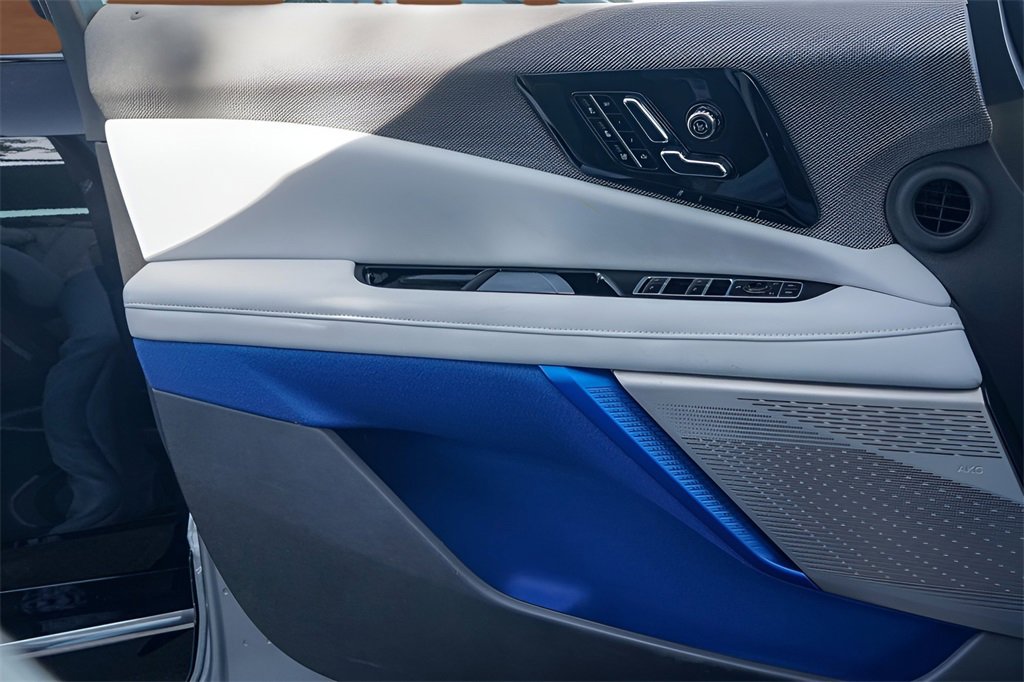 New 2026 Cadillac Optiq Sport 2 image 16