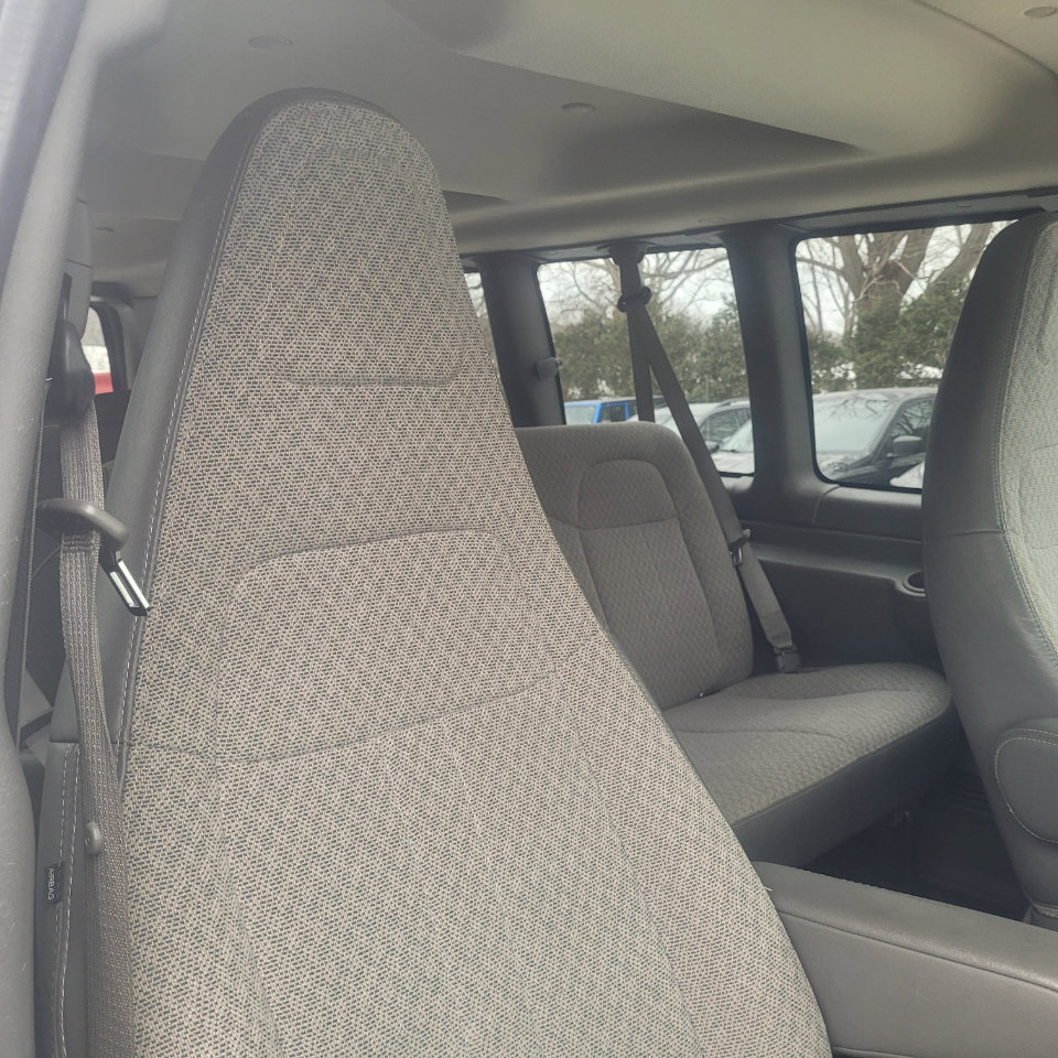 Used 2016 Chevrolet Express 3500 LT w/ LT Preferred Equipment Group image 25