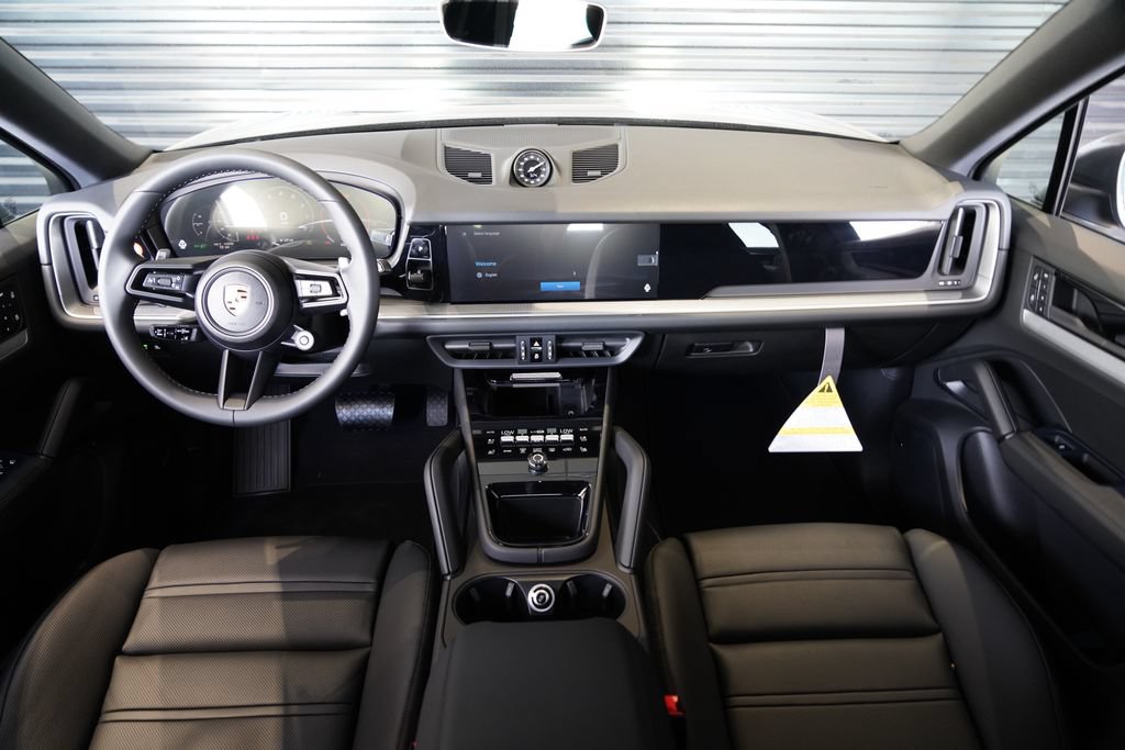 New 2026 Porsche Cayenne Coupe AWD/4WD image 22