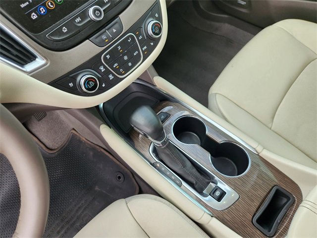 Used 2024 Chevrolet Malibu LT image 19