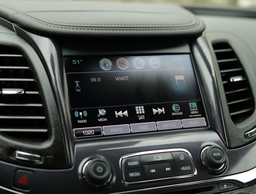 Used 2016 Chevrolet Impala LTZ image 13