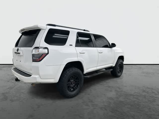 Used 2020 Toyota 4Runner SR5 RWD image 4