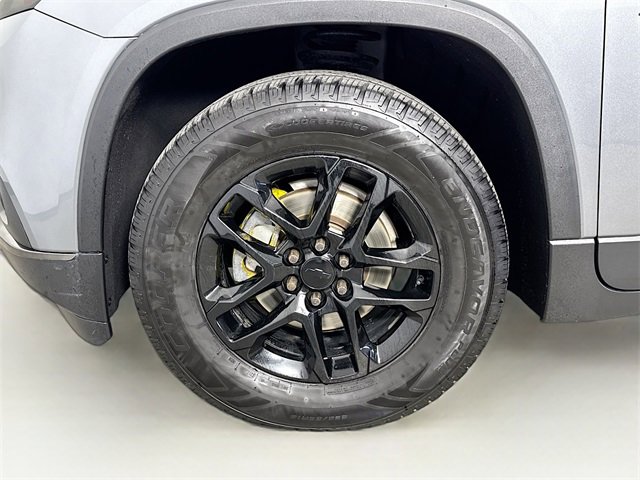 Used 2020 Chevrolet Traverse LT image 32