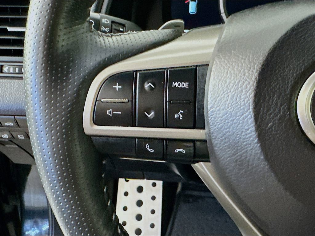 Used 2022 Lexus RX 350 F Sport w/ Accessory Package AWD/4WD image 25