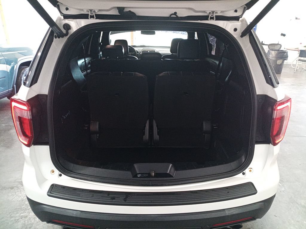 Used 2019 Ford Explorer Sport w/ Equipment Group 401A AWD/4WD image 9