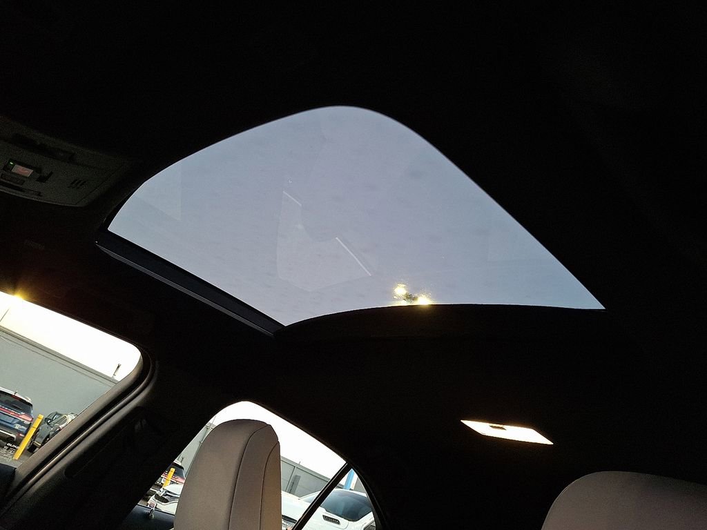 Used 2023 Lexus UX 250h F Sport image 15