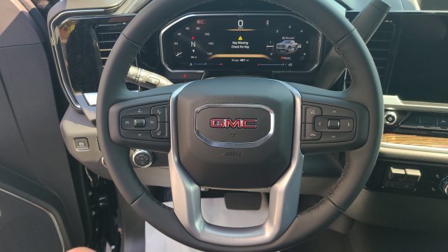 New 2026 GMC Sierra 1500 Elevation w/ LPO, Elevation Black Package AWD/4WD image 14