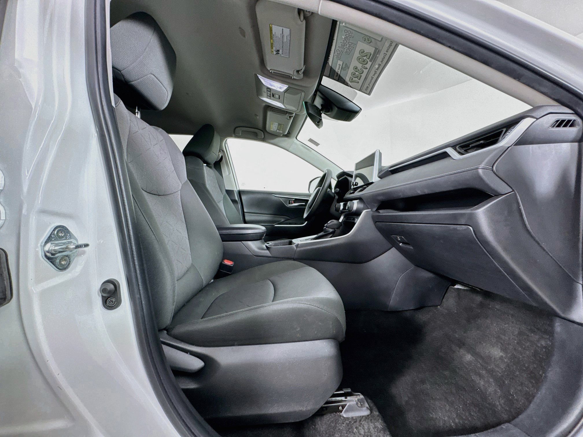 Certified 2023 Toyota RAV4 XLE AWD/4WD image 27