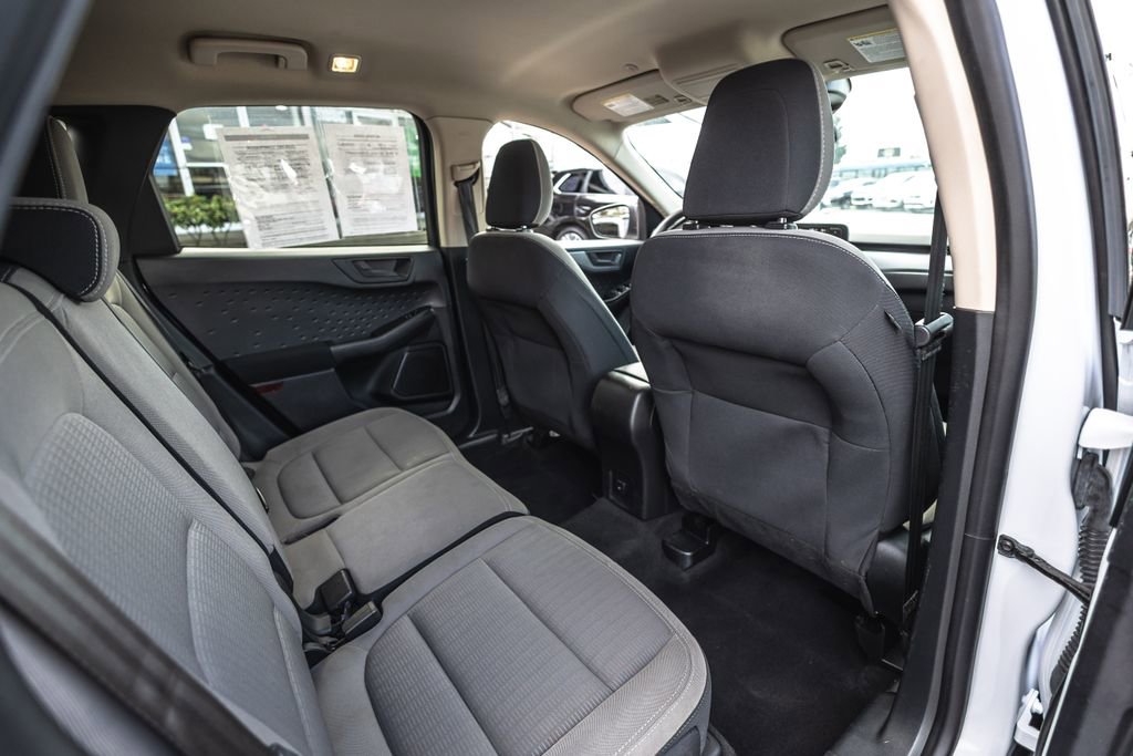 Used 2020 Ford Escape S image 30