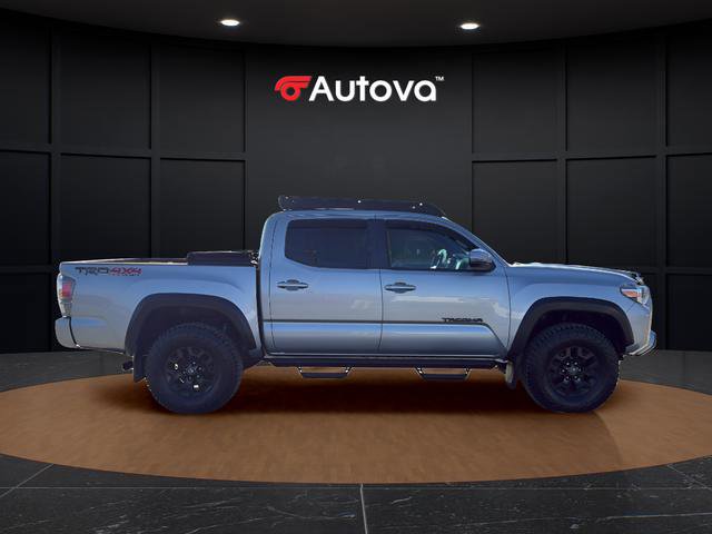 Used 2020 Toyota Tacoma TRD Off-Road w/ Technology Package AWD/4WD image 6
