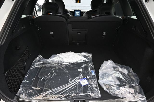 New 2026 Volvo XC60 T8 Polestar AWD/4WD image 19
