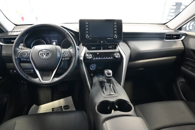 Used 2022 Toyota Venza LE AWD/4WD image 13