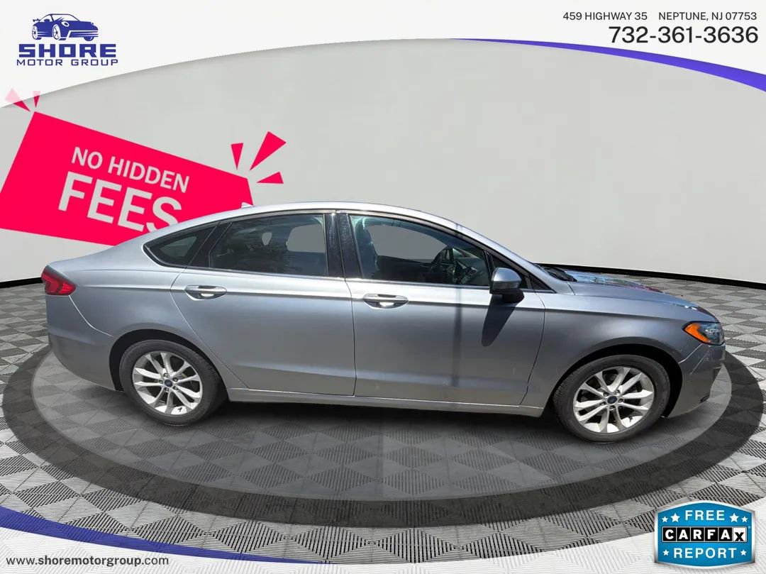 Used 2020 Ford Fusion SE FWD image 9