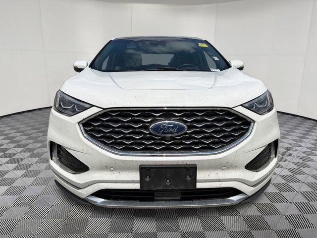 Used 2020 Ford Edge Titanium w/ Equipment Group 301A AWD/4WD image 15