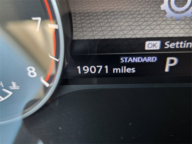 Used 2023 Nissan Rogue SV w/ SV Premium B Package image 27