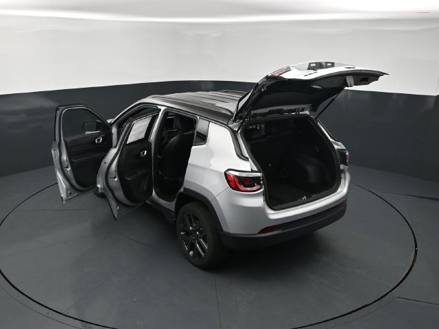 New 2026 Jeep Compass Limited AWD/4WD image 28