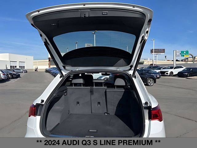 Used 2024 Audi Q3 2.0T Premium image 16