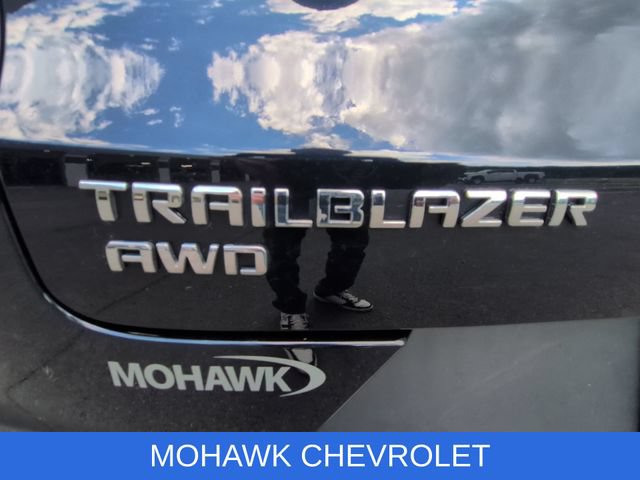 Certified 2021 Chevrolet TrailBlazer LT w/ Sun and Liftgate Package AWD/4WD image 33