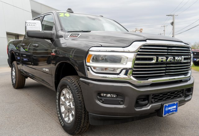 Used 2024 RAM 2500 Laramie w/ Safety Group image 4