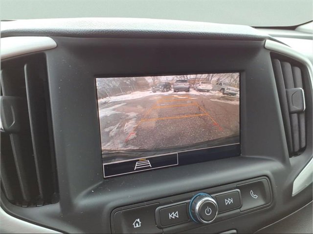 Used 2023 GMC Terrain SLE w/ Driver Convenience Package image 21