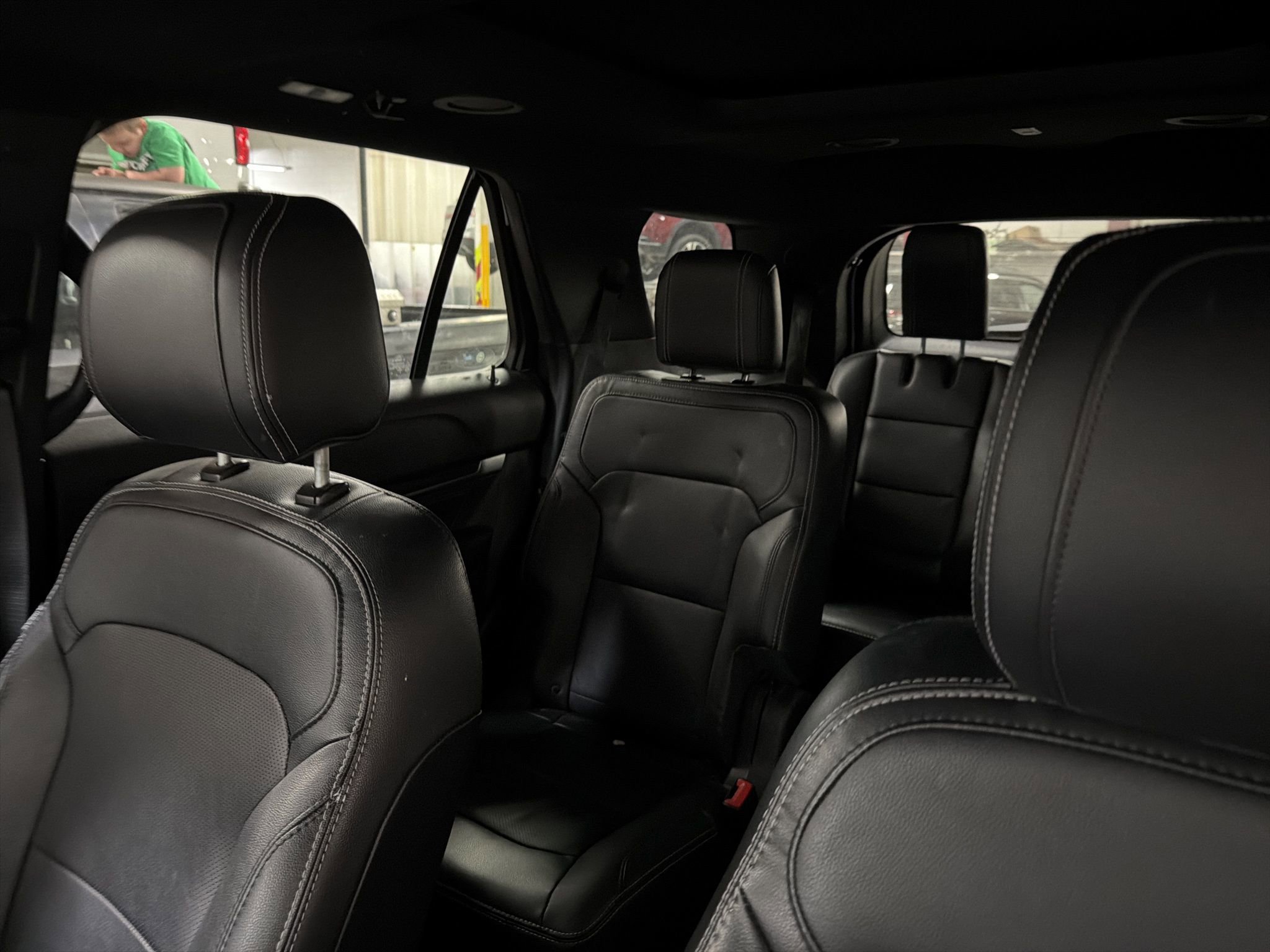 Used 2018 Ford Explorer Limited w/ Ford Safe & Smart Package image 3