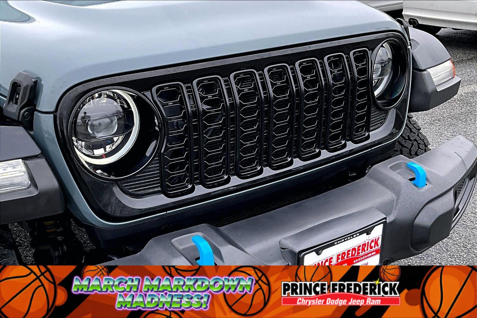 Used 2024 Jeep Wrangler Willys image 25