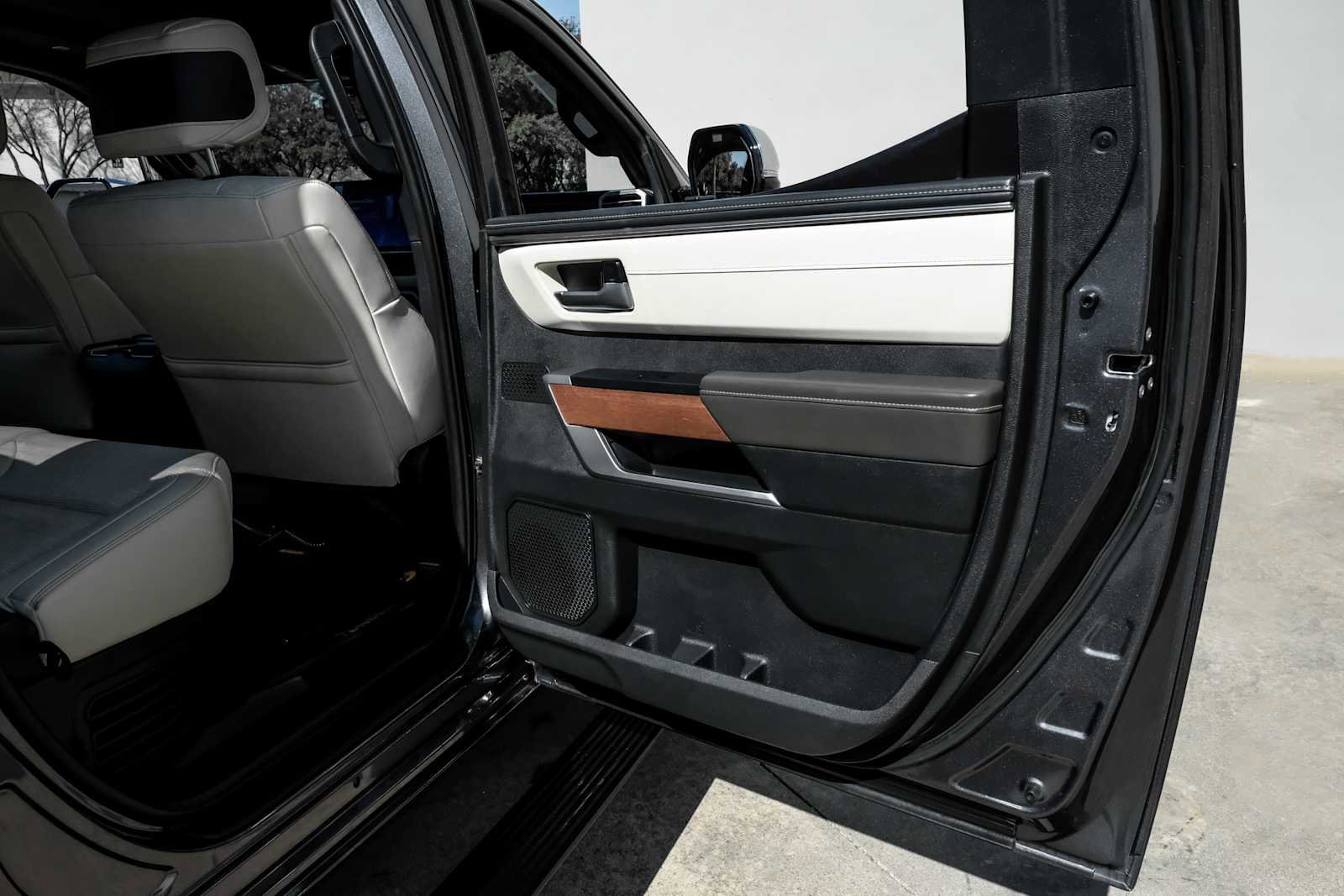 Used 2024 Toyota Tundra 1794 Edition image 47