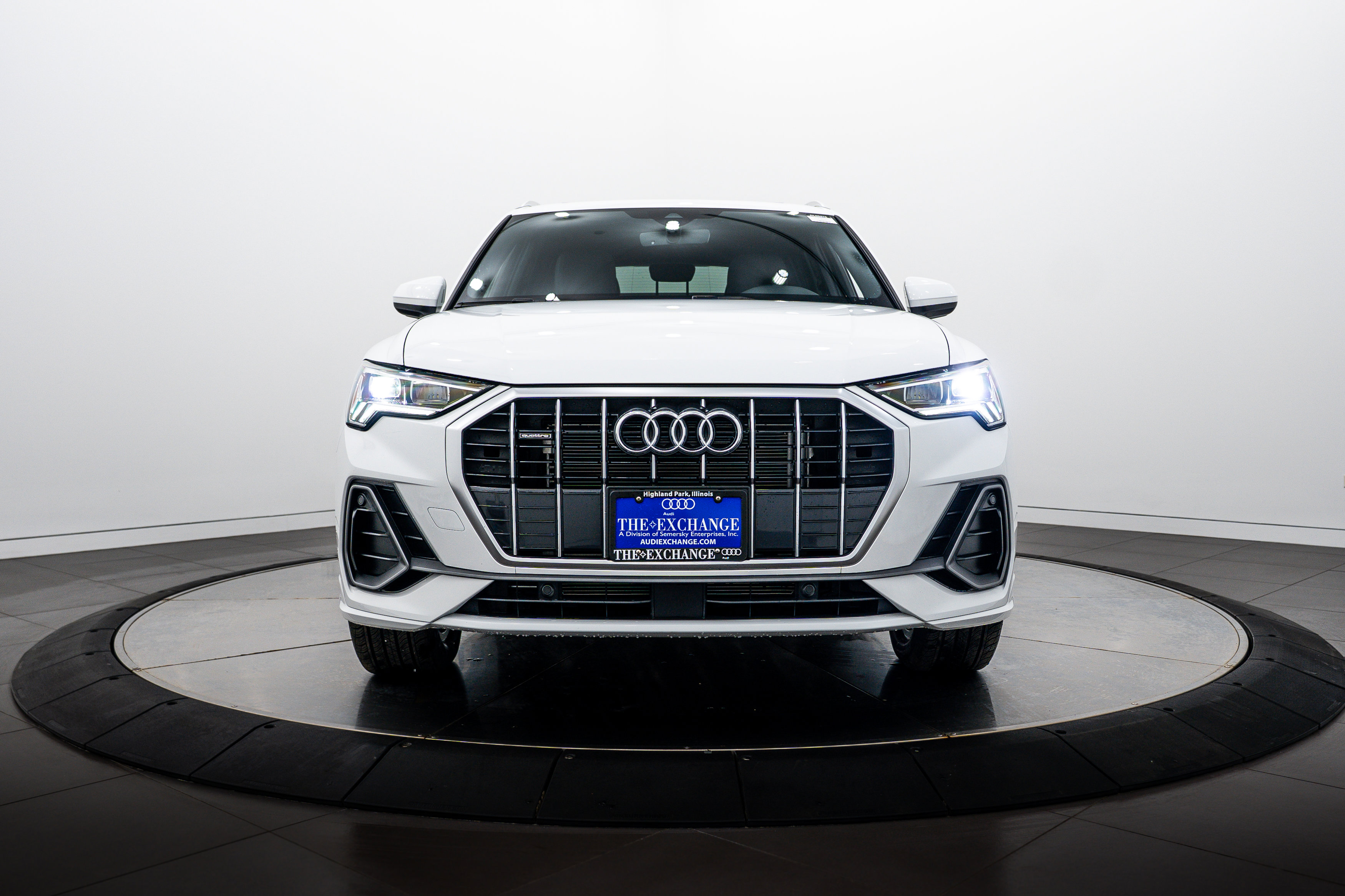 New 2025 Audi Q3 2.0T Premium w/ Convenience Package AWD/4WD image 20